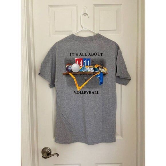 It's all about Volleyball T-Shirt (Medium) - Picture 1 of 5